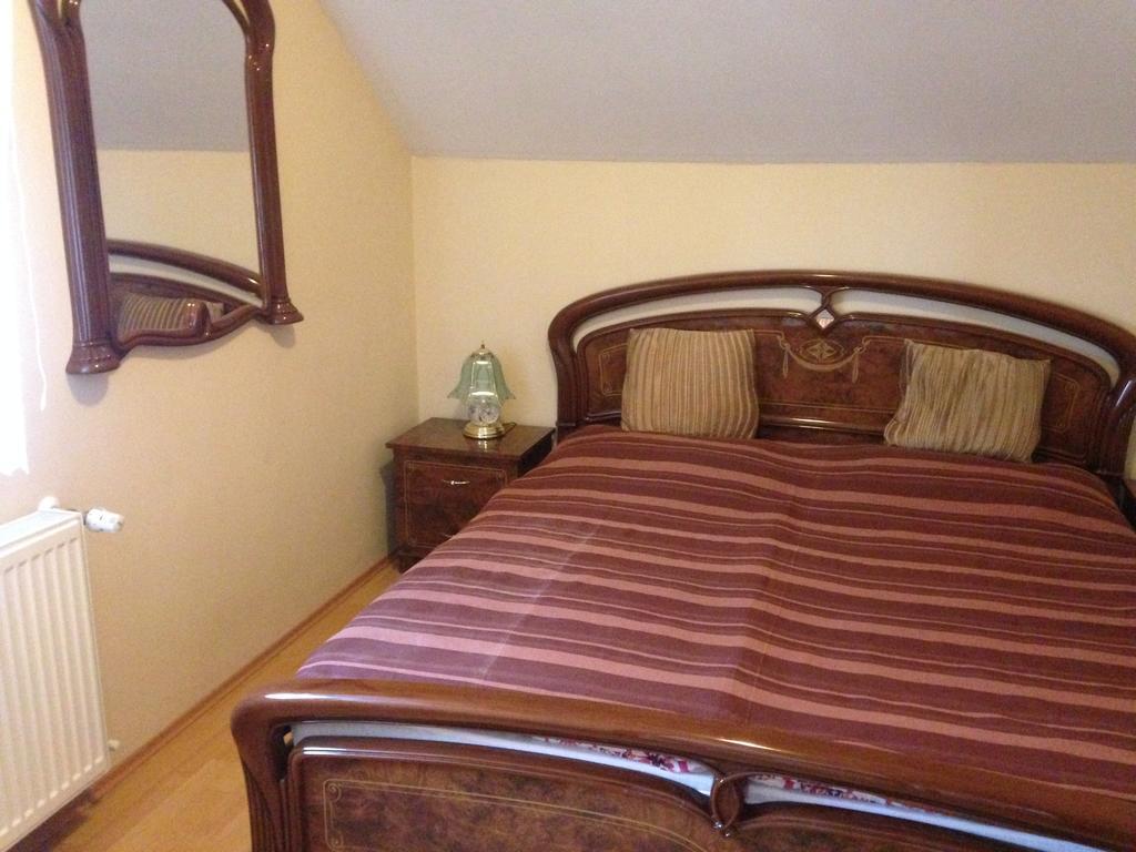 Szeman Kis Apartmanok Harkany Luaran gambar